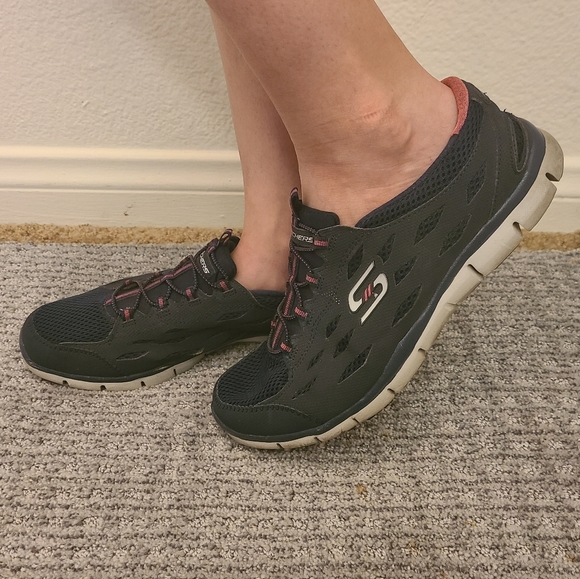 sketch memory foam shoes